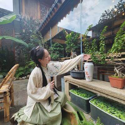 汉服模特