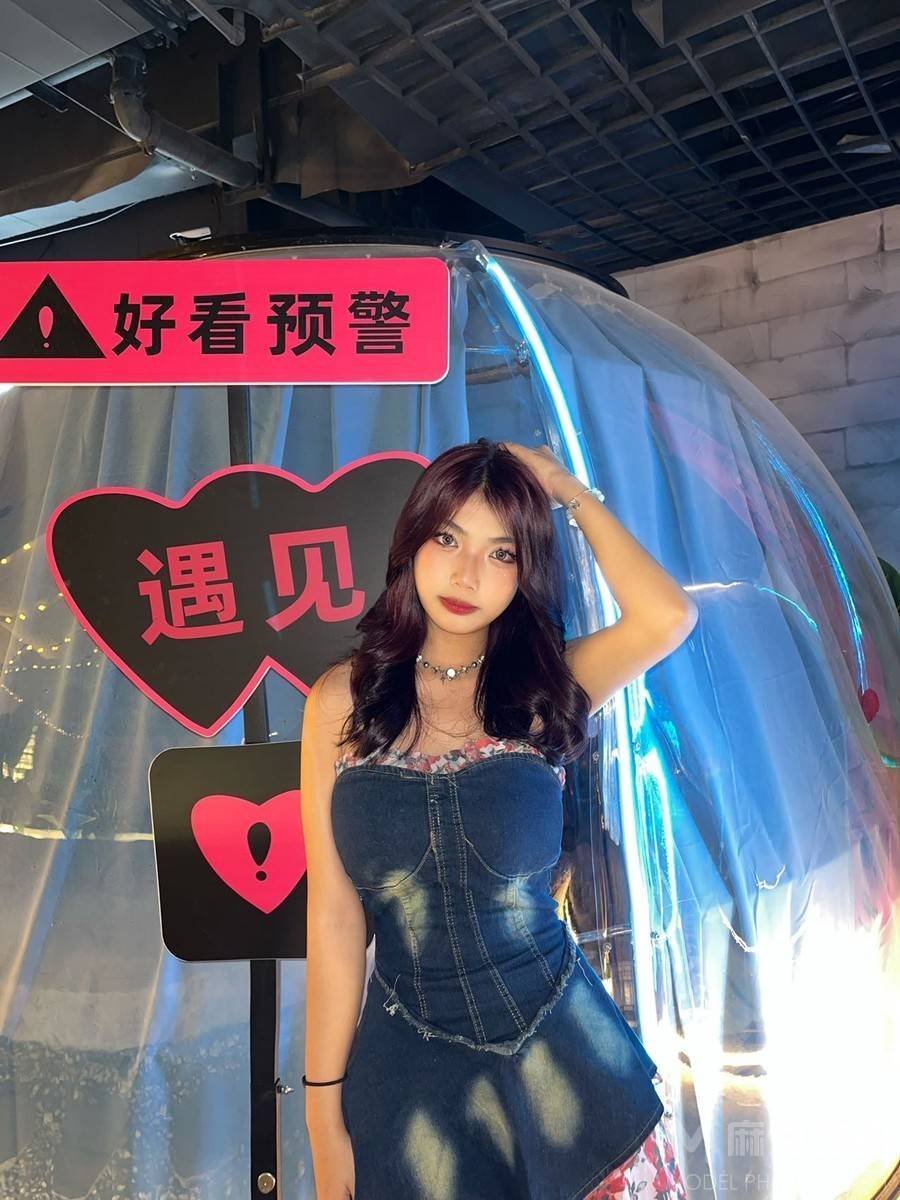 暗黑模特