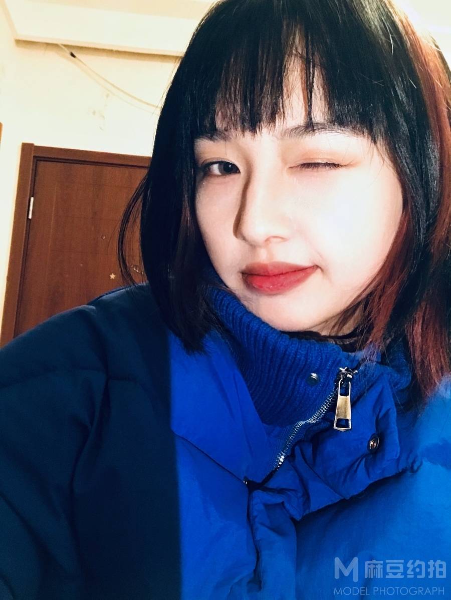 胶片模特