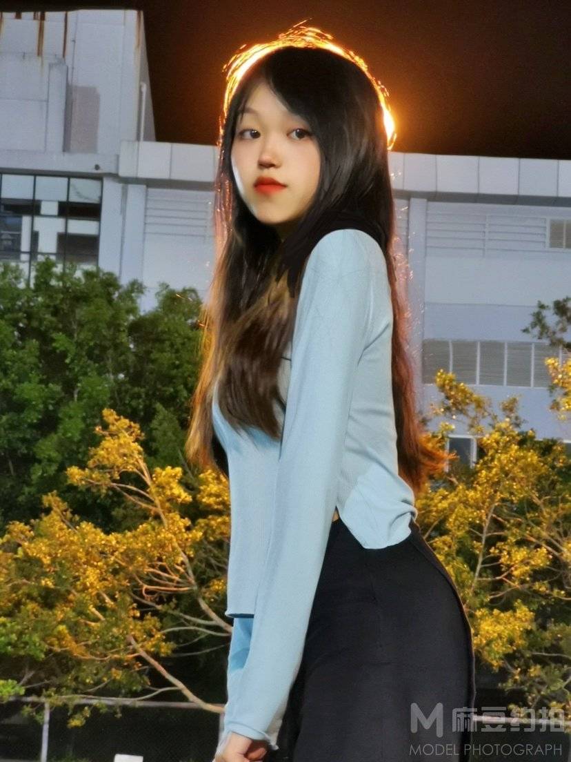 校园模特