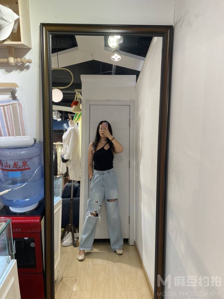宝丽来模特