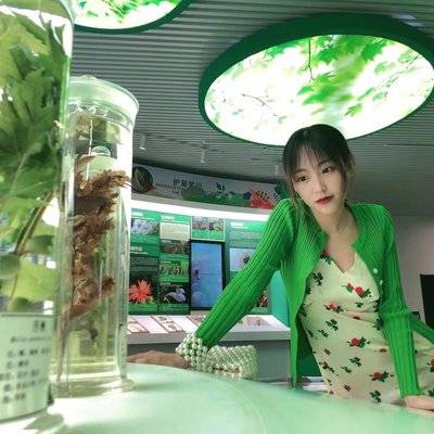 黑白模特