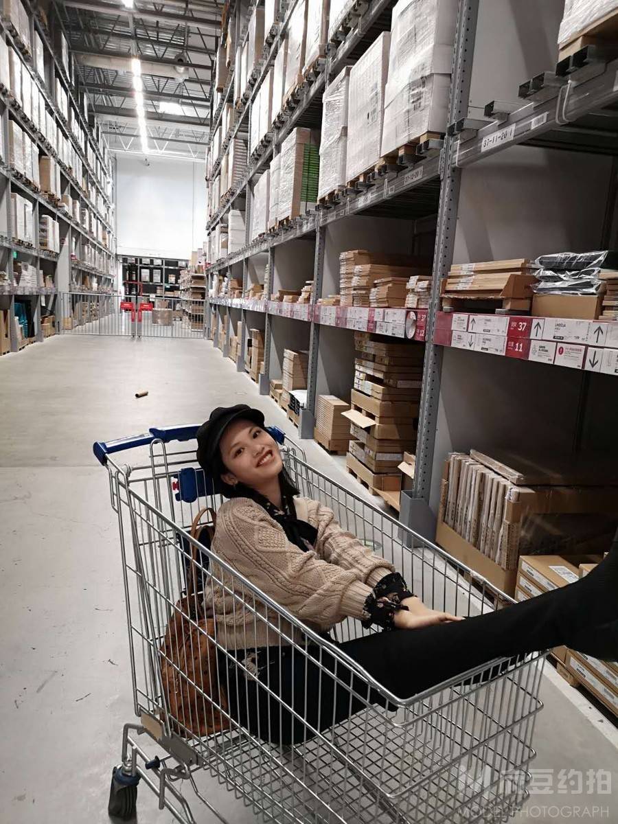 校园模特