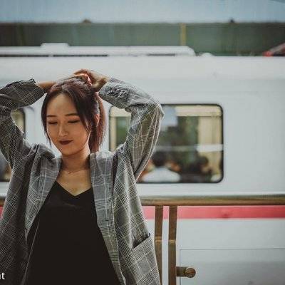 情绪模特