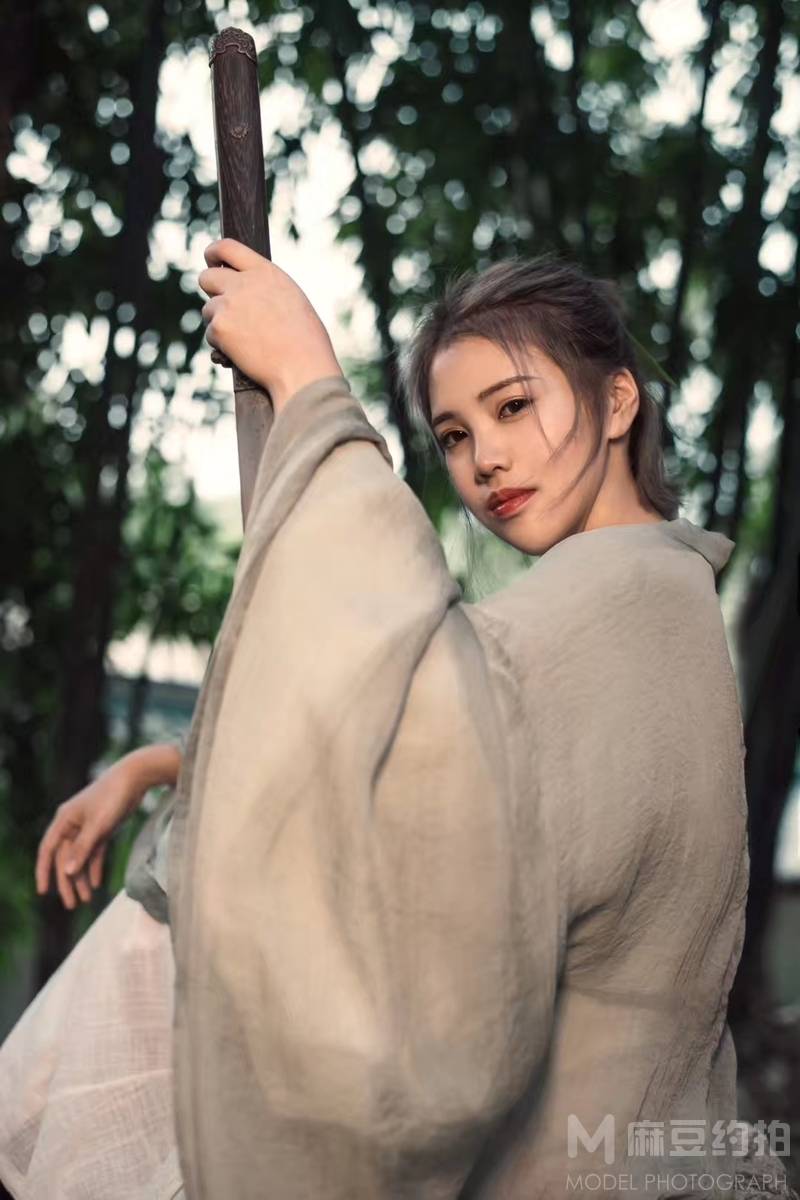 清新模特