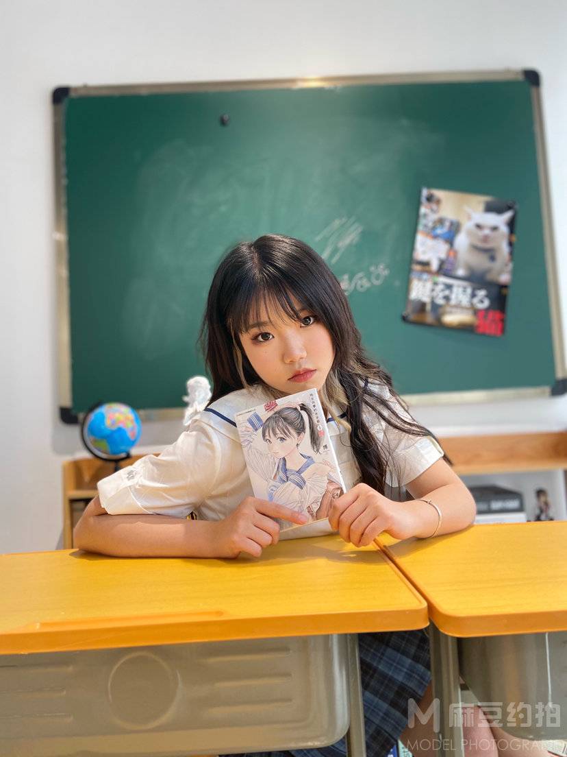 校园模特