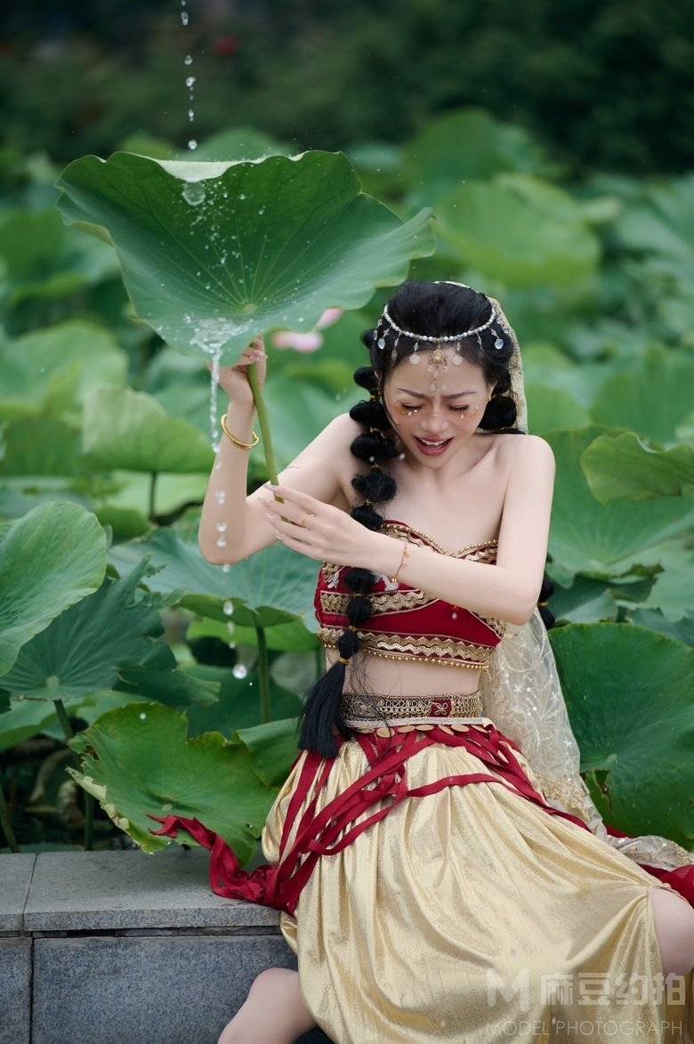 妆容模特