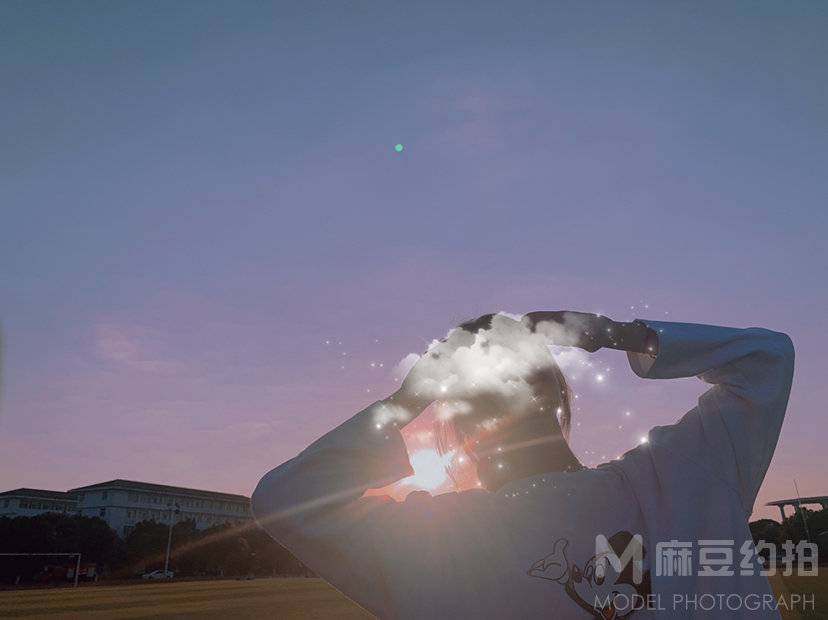 校园模特