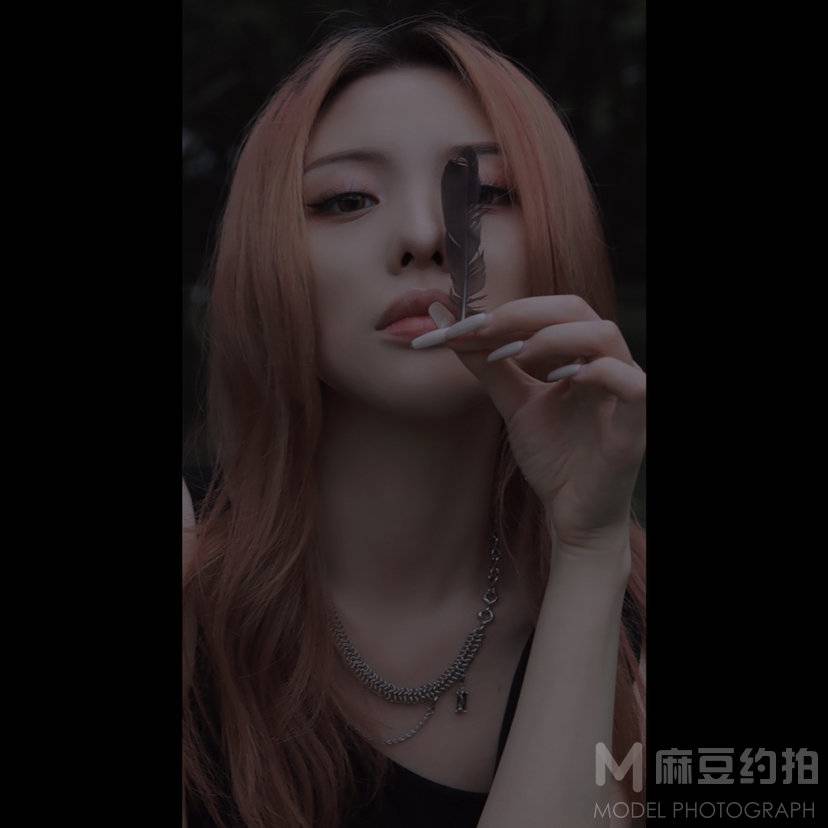 暗黑模特