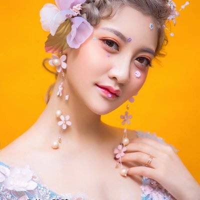 妆容模特