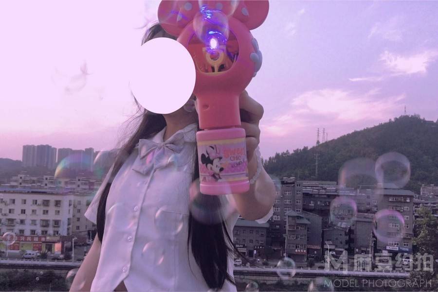 校园模特