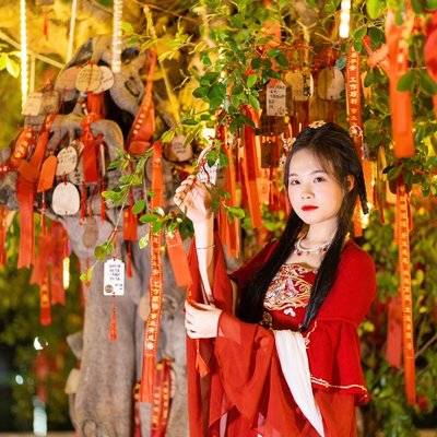 汉服模特