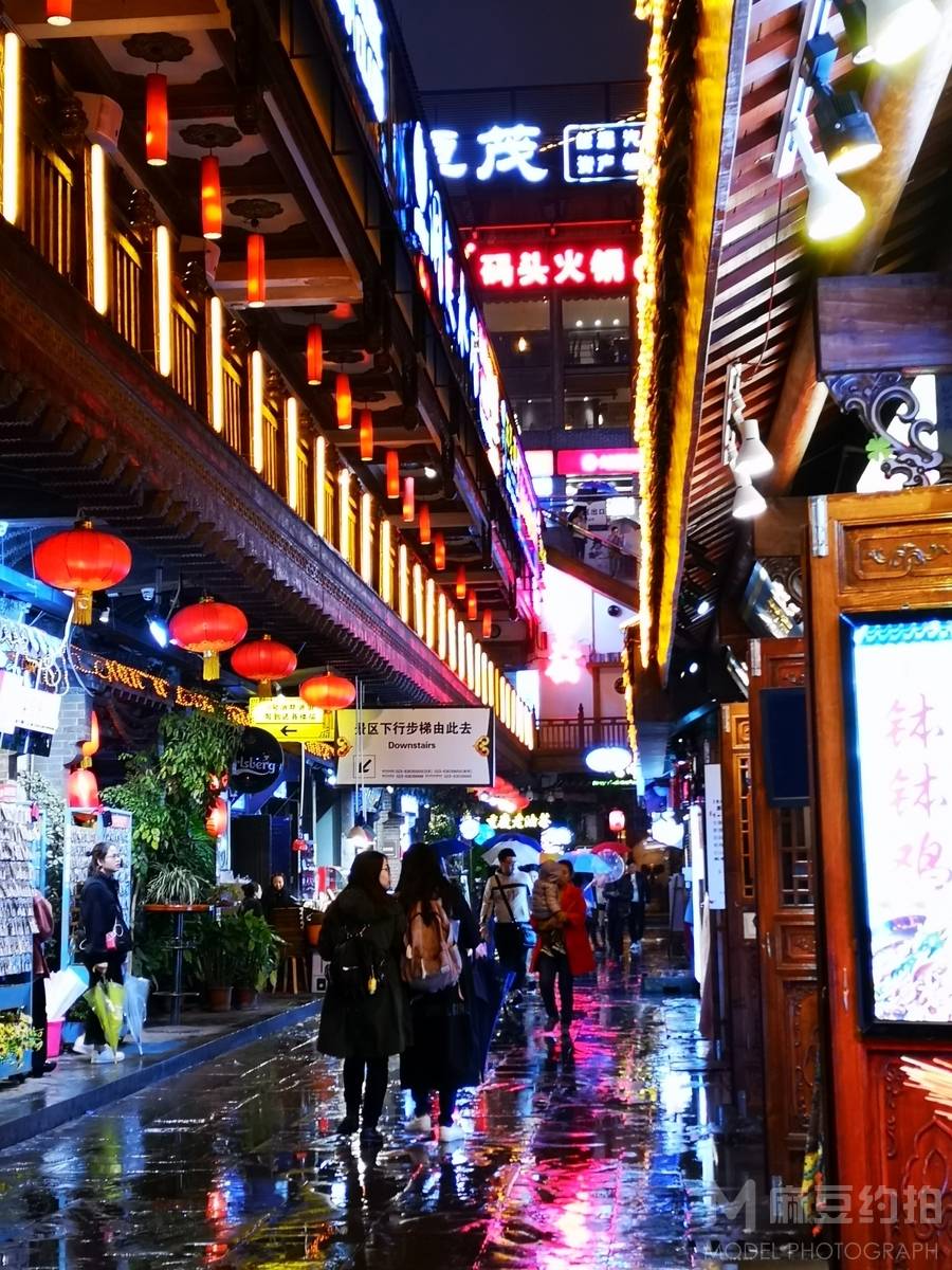 夜景模特