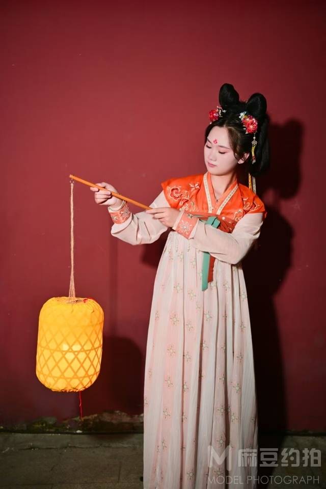 胶片模特
