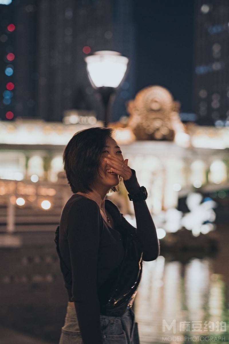夜景模特