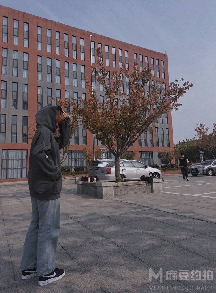 校园模特