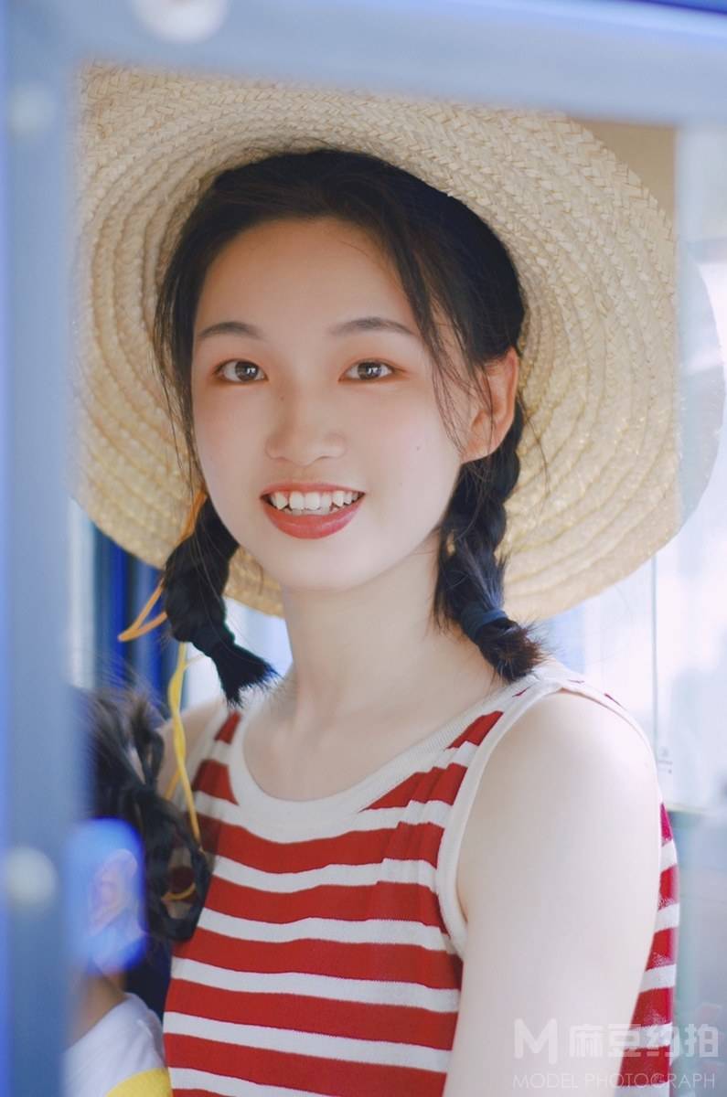 清新模特