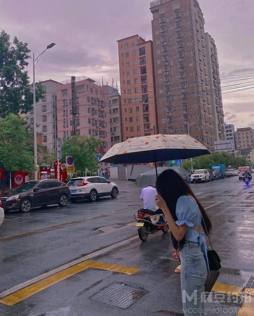 清新模特