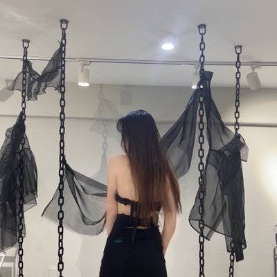 黑白模特