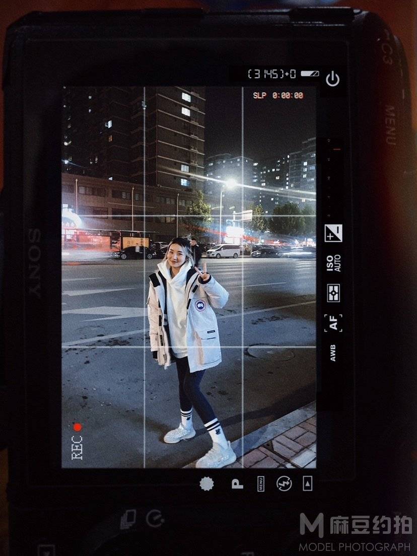夜景模特
