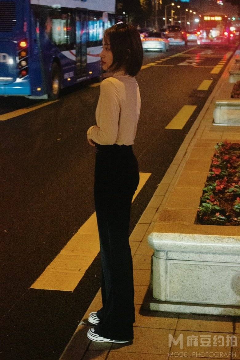 夜景模特