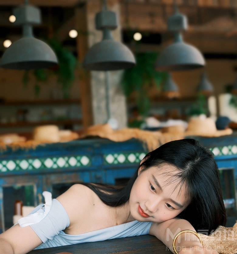 清新模特