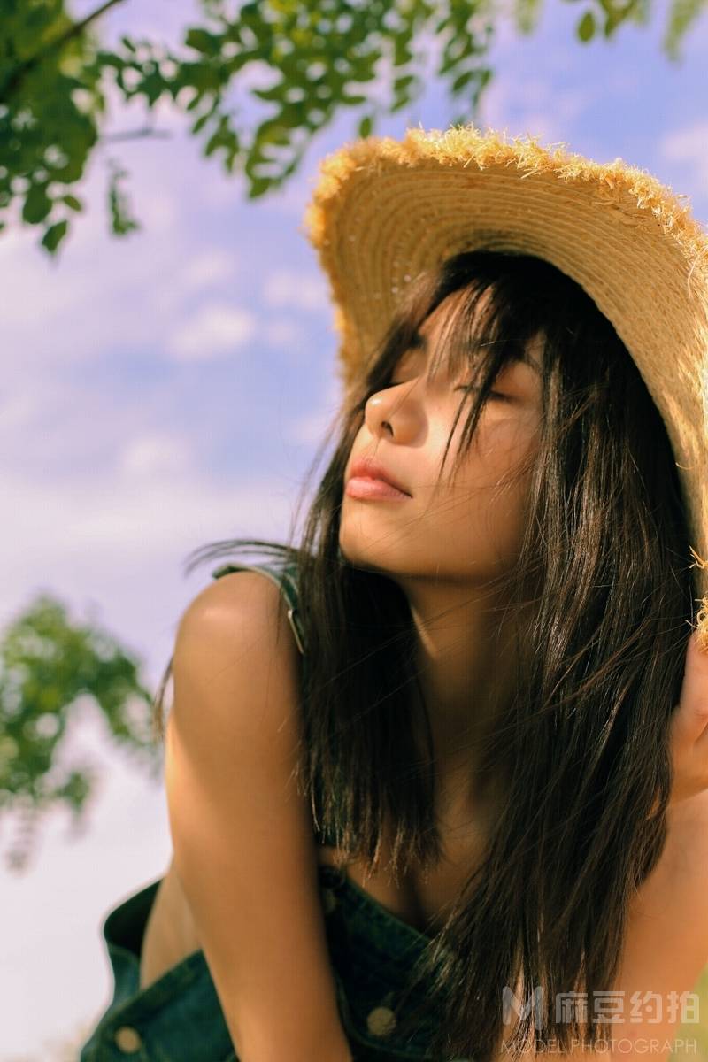胶片模特