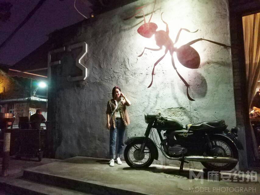 夜景模特