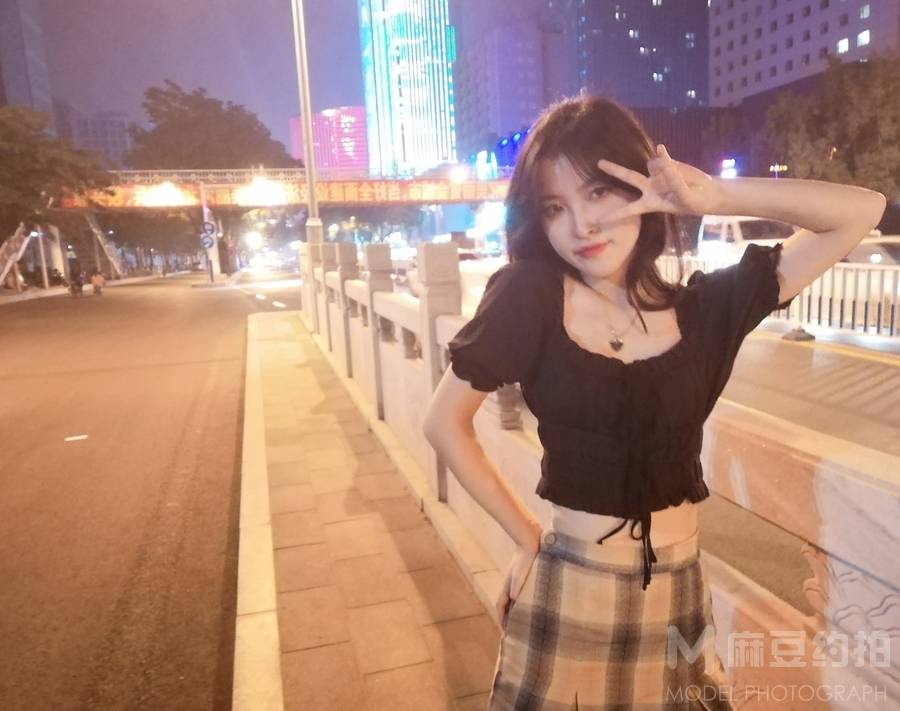 校园模特