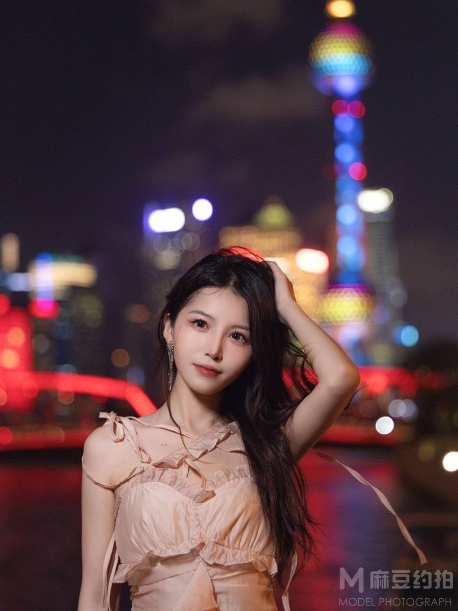 夜景模特
