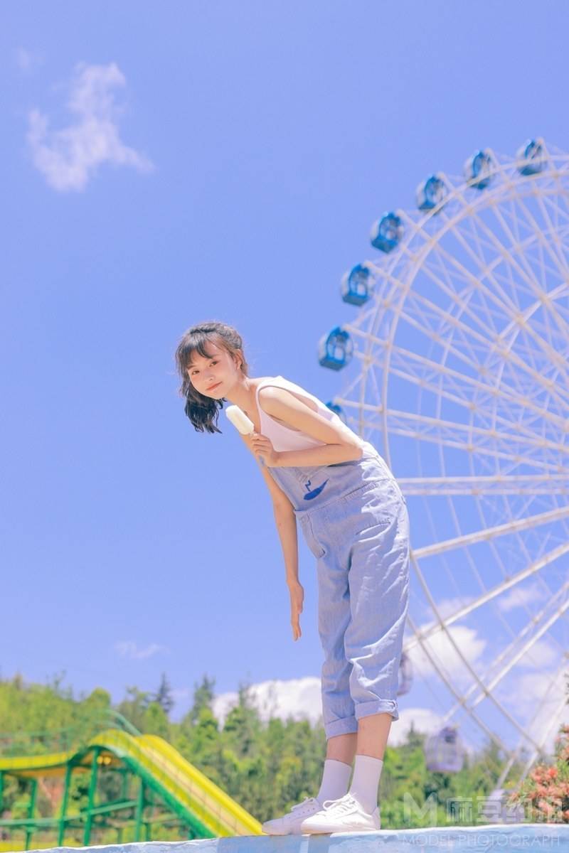 清新模特