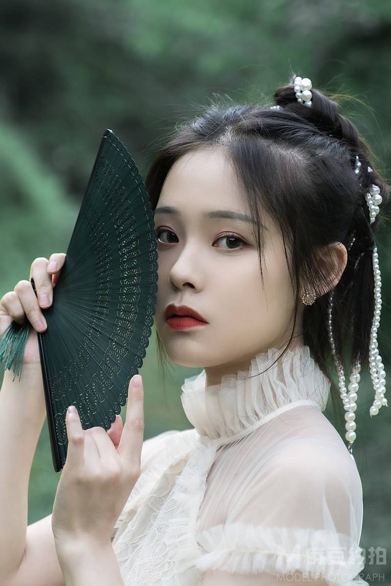 妆容模特