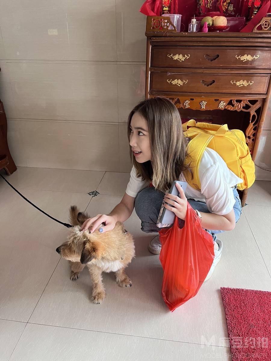 清新模特