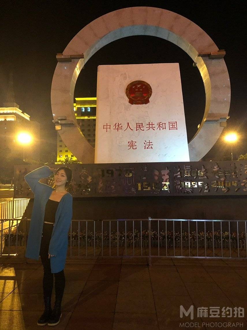 校园模特
