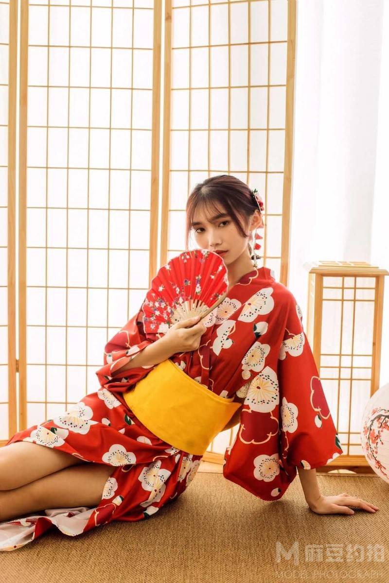 日系模特