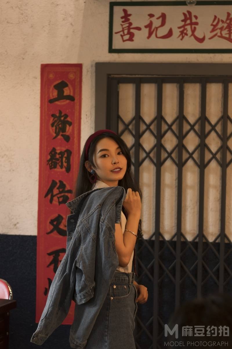 胶片模特
