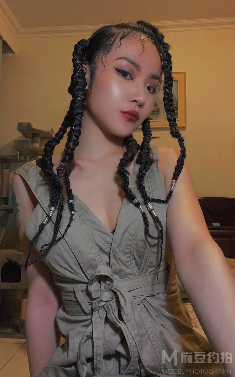 暗黑模特