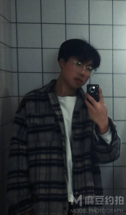 胶片模特