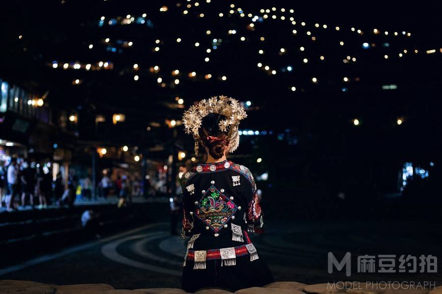 夜景模特