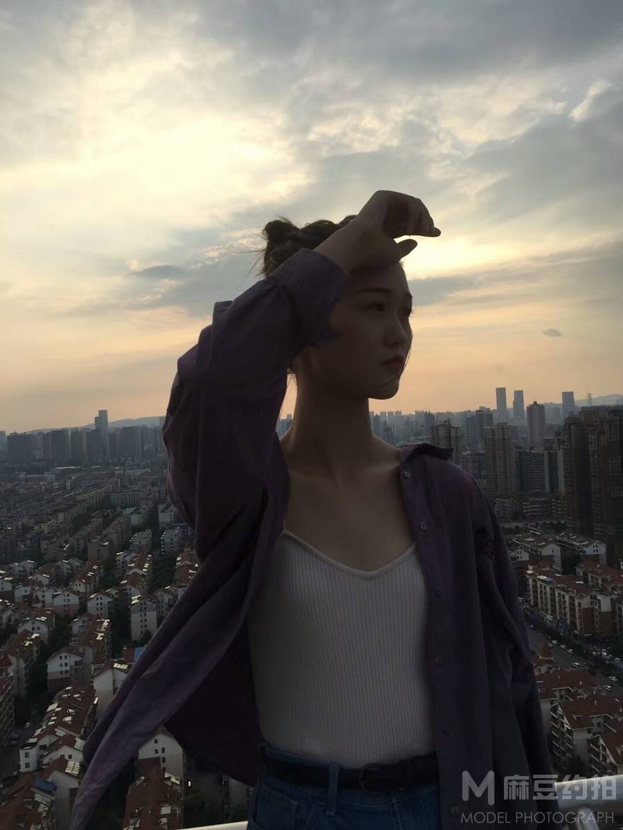 夜景模特