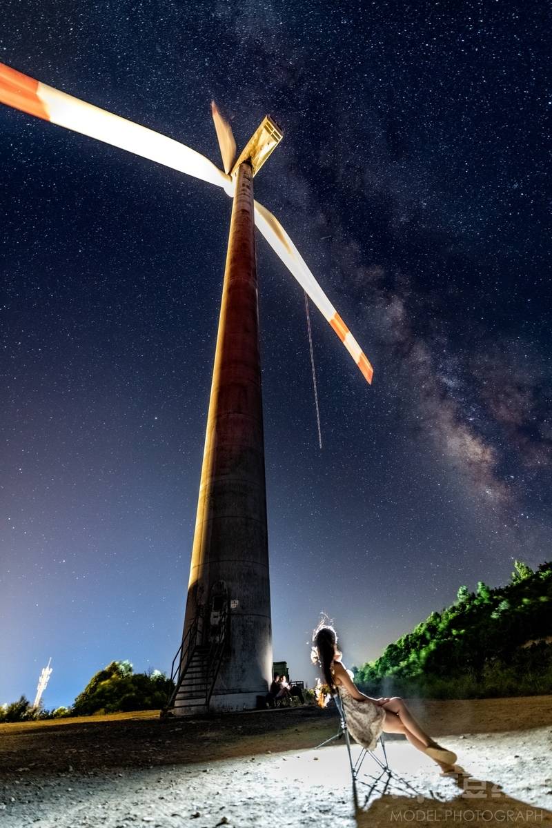 夜景模特