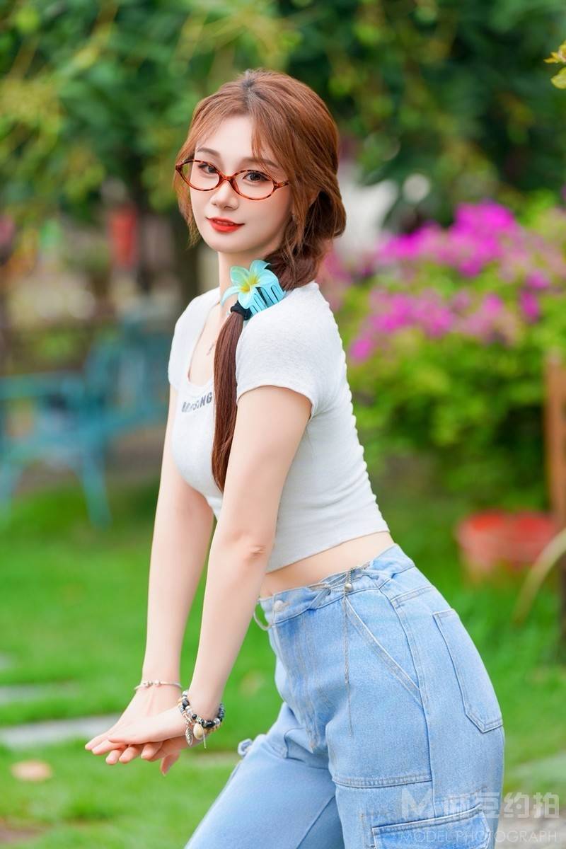 清新模特