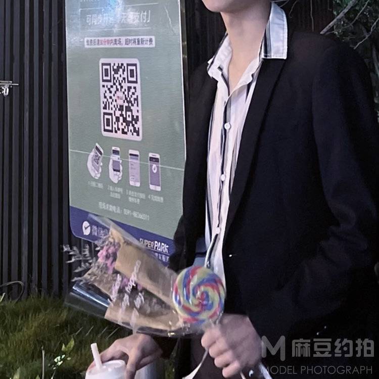 黑白模特
