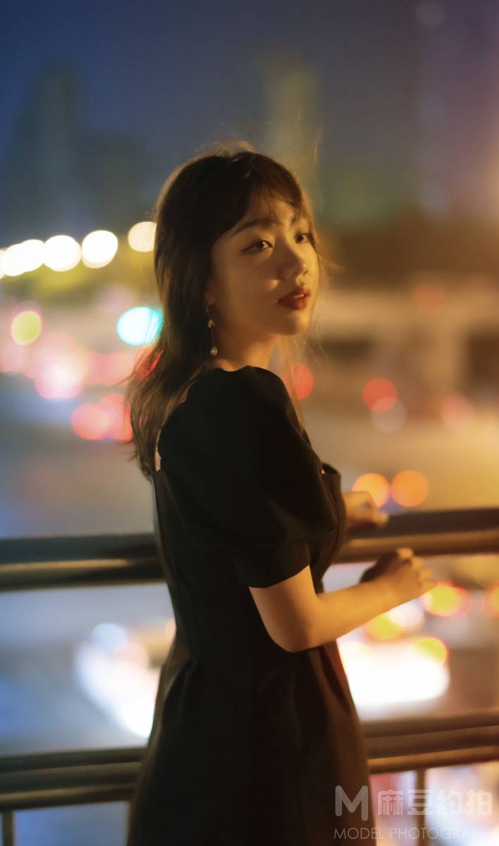 夜景模特