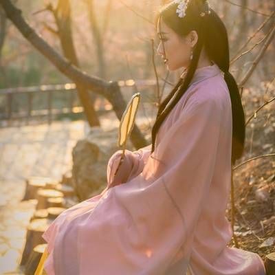 汉服模特