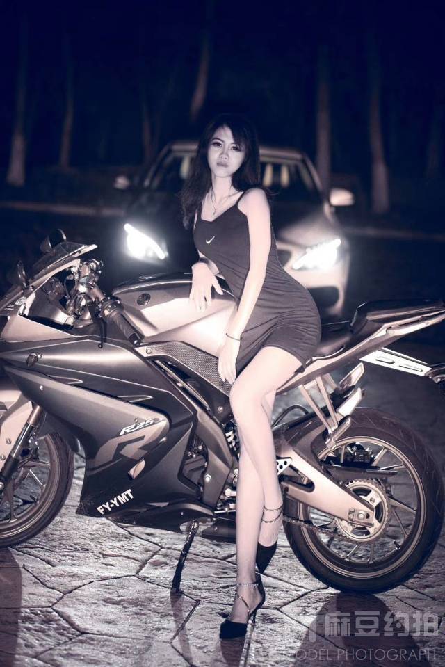 夜景模特