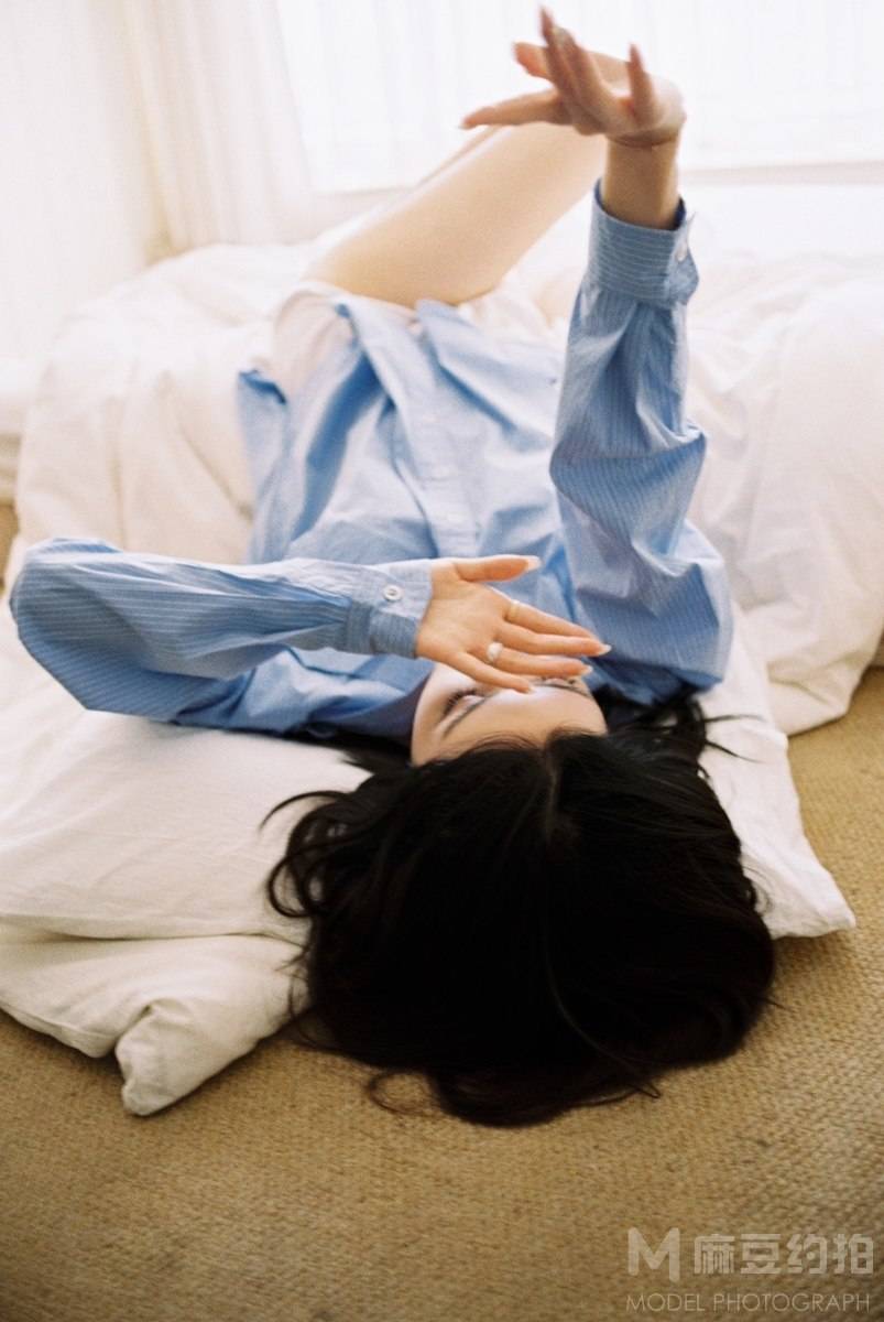 胶片模特