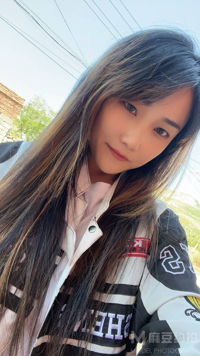 纪实模特