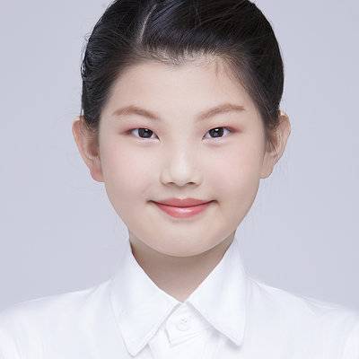 黑白模特