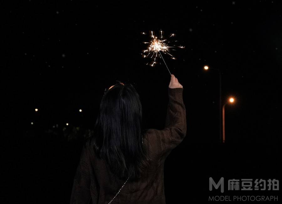 夜景模特